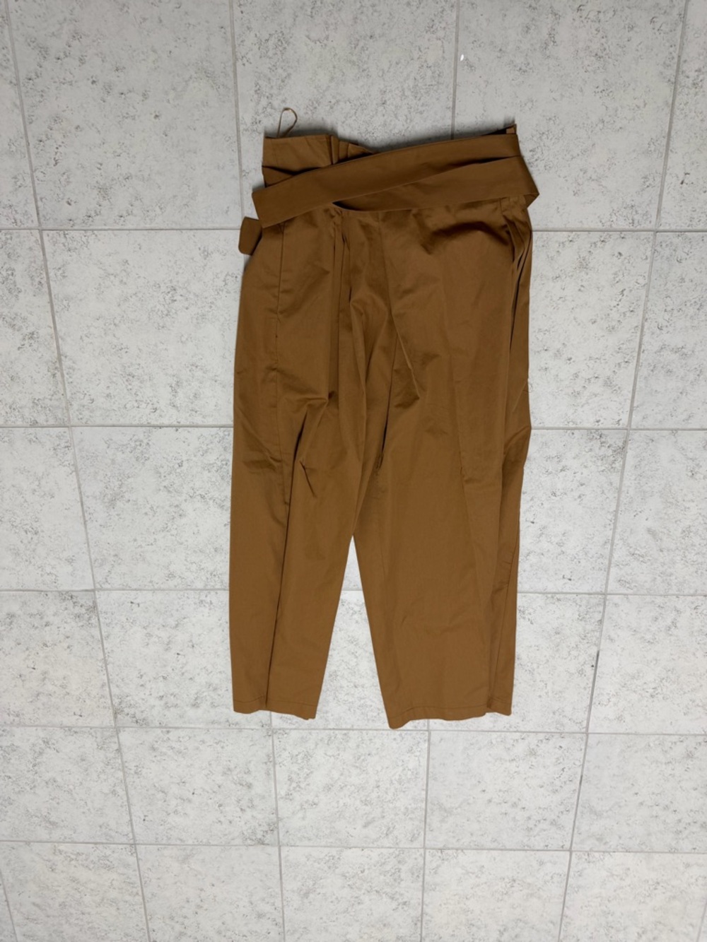 Equise paper bag women’s Chinos in copper with tie belt